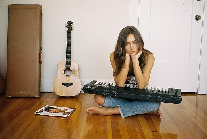 Rachel Cook, women, model, brunette, keyboards, guitar, on the floor, resting head, blue eyes, grainy, feet, wooden floor, HD wallpaper