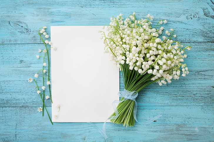 arreglos florales de pétalos blancos, flores, ramo, primavera, lirios del valle, madera, lirio, Fondo de pantalla HD