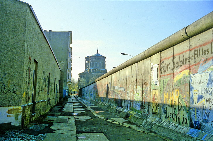 две бежови стени, Берлин, Студена война, Берлинска стена, DDR, Източна Германия, ГДР, графити, HD тапет