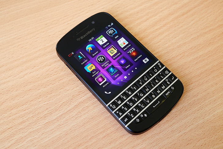 черный телефон BlackBerry Q10, blackberry, мобильный телефон, смартфон, HD обои