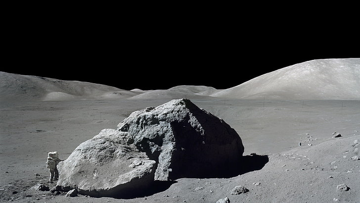 biały kombinezon astronauty, astronauta, Księżyc, przestrzeń, fotografia, Apollo, krajobraz, Tapety HD