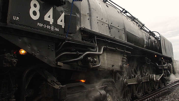 tren negro, tren, locomotora de vapor, polvo, ferrocarril, ruedas, metal, tuberías, Fondo de pantalla HD