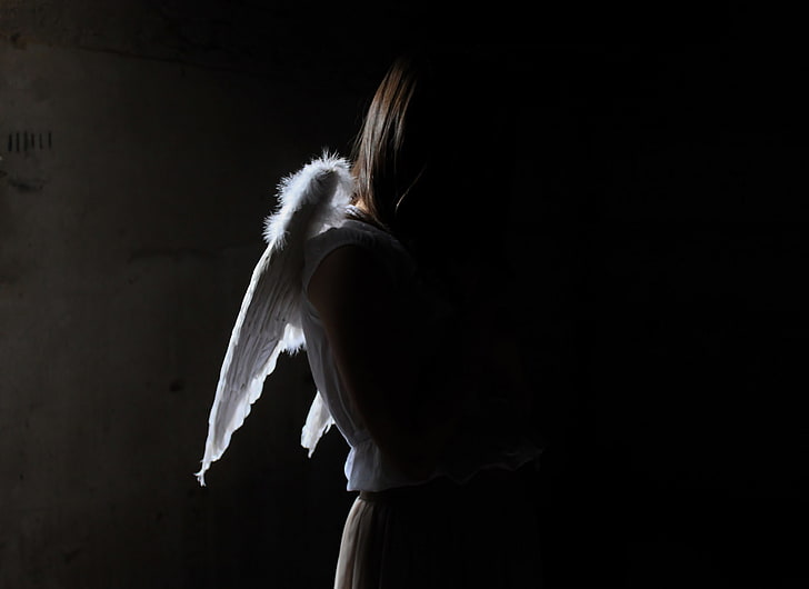 Mujer con alas fondo de pantalla digital, niña, luz, sombra, ángel, Fondo  de pantalla HD | Wallpaperbetter