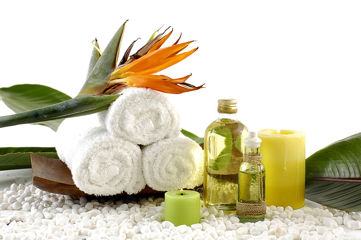 body oil and towel, leaves, flowers, oil, candle, towel, Spa, Spa stones, Spa rocks, HD wallpaper