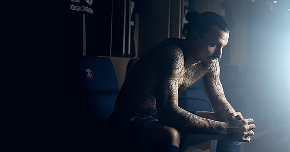Zlatan Ibrahimović, Zlatan Ibrahimovic, hommes, football, Paris Saint-Germain, footballeurs, tatouage, Fond d'écran HD HD wallpaper