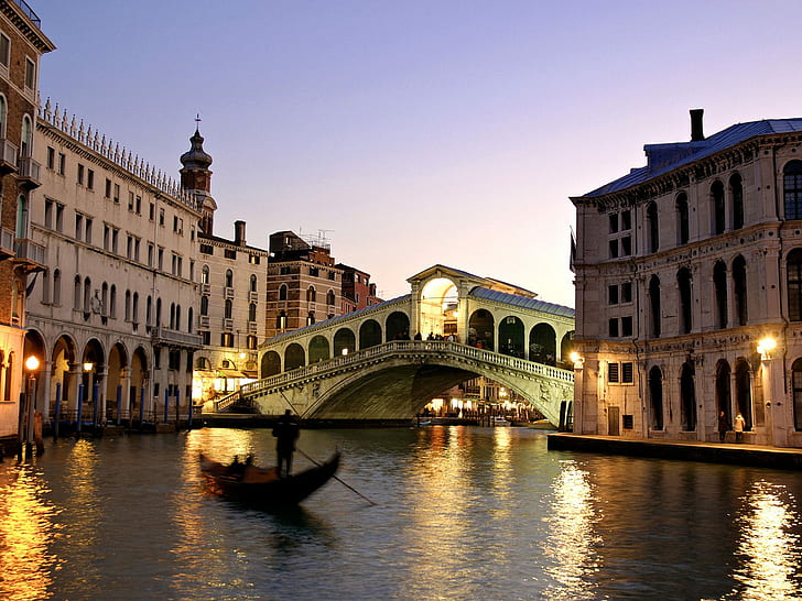 Rialto Köprüsü Büyük Kanal İtalya HD, kahverengi ahşap kano, köprü, dünya, seyahat, seyahat ve dünya, büyük, italya, kanal, rialto, HD masaüstü duvar kağıdı