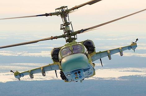 hélicoptère militaire gris, hiver, hauteur, vol, Russie, combats, BBC, armée de l'air, hélicoptère, combat, Ka-52, alligator, pilote, altitude, alligator Ka-52, Fond d'écran HD HD wallpaper