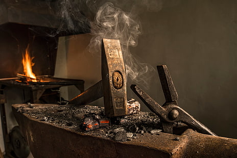 martillo de metal marrón, martillo, yunque, fragua, Fondo de pantalla HD HD wallpaper