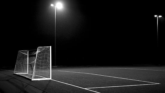 Sport, campo di calcio, notte, luce, obiettivo, foto in scala di grigi di goal di calcio, sport, campo di calcio, notte, luce, obiettivo, Sfondo HD HD wallpaper
