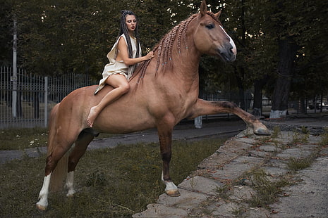 barefoot, women outdoors, Dmitry Shulgin, animals, horse, women, HD wallpaper HD wallpaper