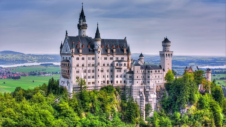 castello bianco e nero, castello, HDR, paesaggio, alberi, Castello di Neuschwanstein, Germania, Sfondo HD