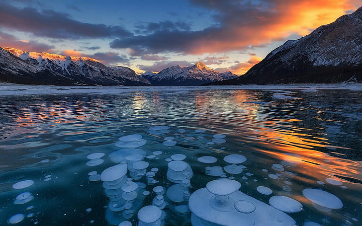 liggande natur solnedgång sjö berg is snöig topp vinter moln kanada vatten kallt, HD tapet