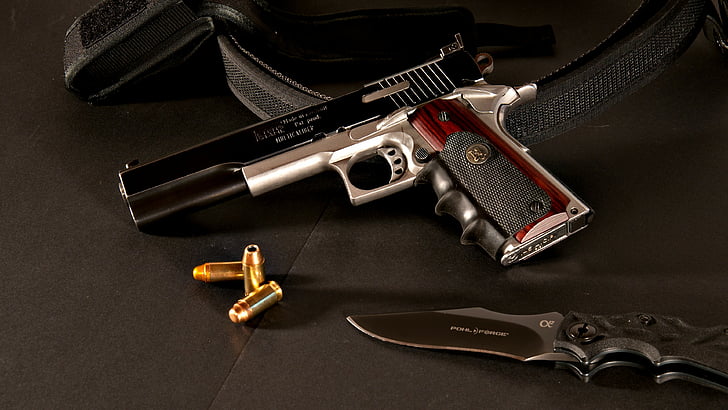 pistola semiautomática gris y negra cerca de una navaja de bolsillo gris, Peters Stahl, pistola, personalizada, .45, ACP, Colt M1911, Pohl Force, Alpha 2, cuchillo, Fondo de pantalla HD