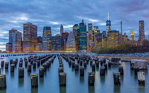 New York City, Manhattan USA, USA, Manhattan, New York City, die Stadt, Lower Manhattan, Brooklyn Bridge Park, Wolkenkratzer, der Abend, HD-Hintergrundbild HD wallpaper