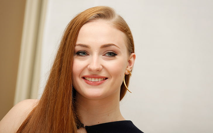 Sophie Turner, actress, celebrity, women, smiling, redhead, face, HD wallpaper