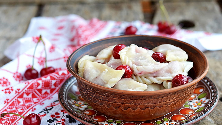 dumplings and brown ceramic bowl, cherry, towel, plate, bowl, Ukraine, dumplings, HD wallpaper