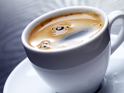 белая керамическая кружка, чашка, пена, кофе, напиток, HD обои HD wallpaper