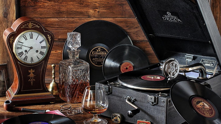 phonograph, gramophone, clock, table clock, beverage, room, drink, music, record, vinyl records, wood, tobacco pipe, bottle, still life photography, still life, table, HD wallpaper