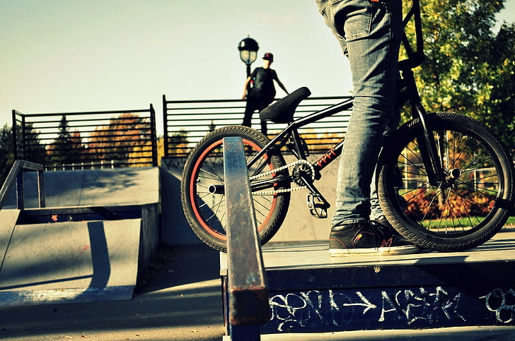 sepeda BMX hitam, sepeda, orang, olahraga, BMX, Wallpaper HD