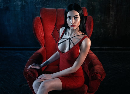 ชุดเดรสสีแดงผู้หญิงนั่งเก้าอี้นางแบบ, วอลล์เปเปอร์ HD HD wallpaper
