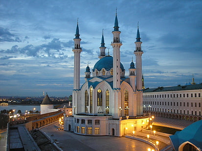 カザンモスククルシャリフ空、白と青のコンクリートドームの建物、宗教、青、空、モスク、 HDデスクトップの壁紙 HD wallpaper