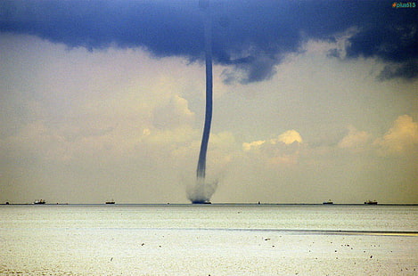 Tornado Storm Rain Disaster Nature Sky Waterspout Image Gallery, бедствие, галерия, изображение, природа, дъжд, буря, торнадо, воден излив, HD тапет HD wallpaper
