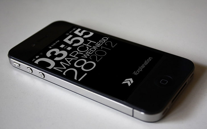 black iPhone 4, iphone 4, phone, mobile phone, close-up, apple, time, clock, HD wallpaper