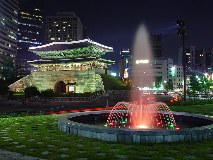 сив външен фонтан, град, градски пейзаж, нощ, Южна Корея, HD тапет