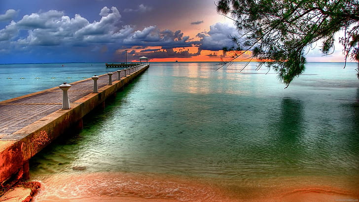 Molo nad morzem o zachodzie słońca, brązowy drewniany taras, plaża, zachód słońca, morze, Tapety HD