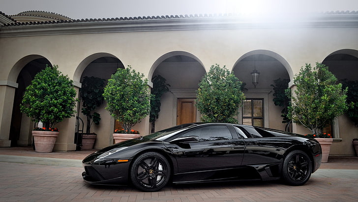 schwarzes coupé, schwarzes, seitenansicht, säulen, lp640, lamborghini, murcielago, die fassade des gebäudes, HD-Hintergrundbild