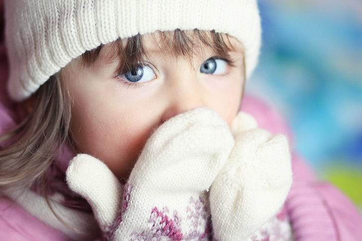 biała czapka dziewczęca, dziewczynka, dziecko, niebieskie oczy, rękawiczki, czapka, Tapety HD