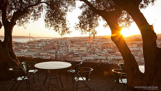 Kafé med utsikt över Lissabon, Portugal, Europa, HD tapet HD wallpaper