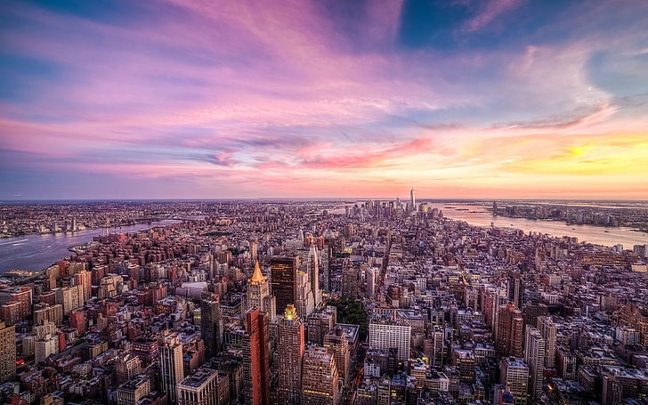 photographie aérienne de bâtiments, ville, paysage urbain, New York City, États-Unis, bâtiment, gratte-ciel, nuages, rivière, Fond d'écran HD