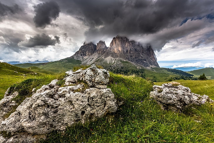 photography, landscape, nature, grass, mountains, clouds, spring, Dolomites (mountains), Italy, HD wallpaper