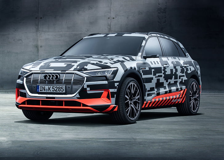 เครื่องเสียงแฮทช์แบ็ก 5 ประตูสีดำและสีเทา, Audi e-Tron Prototype, Geneva Motor Show, 2018, 4K, วอลล์เปเปอร์ HD