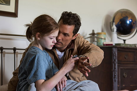 chemise grise pour fille, Matthew McConaughey, Interstellar, Mackenzie Foy, Fond d'écran HD HD wallpaper
