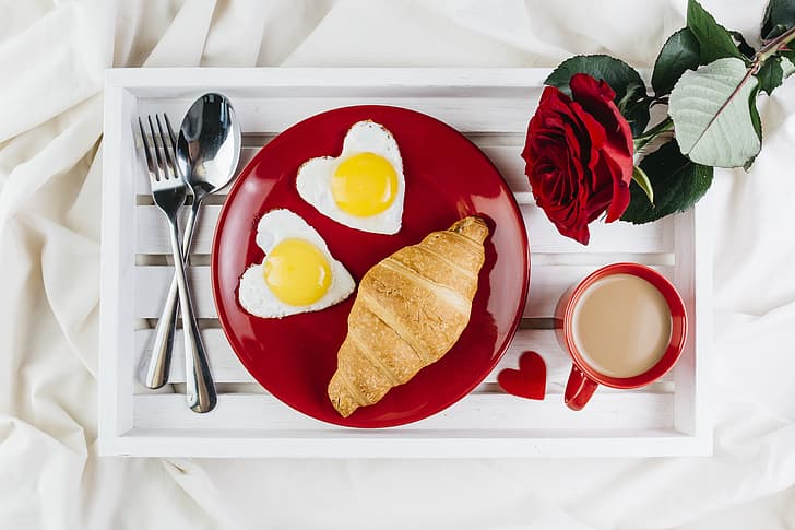 love, flowers, heart, roses, Breakfast, red, scrambled eggs, romantic, coffee cup, gift, valentine, growing, croissant, a Cup of coffee, HD wallpaper
