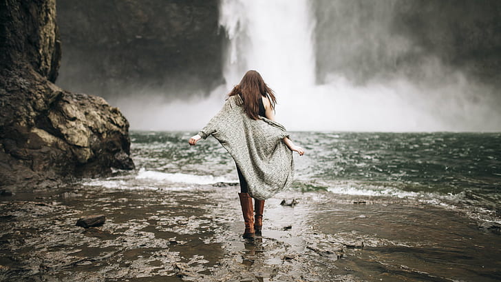 woman wearing grey cardigan walking on water, Piper, woman, walking on water, Mike, Monaghan, Snoqualmie Falls, Waterfall, Pacific Northwest, Model, Fashion, Canon 5d mark ii, sigma, 35mm, f/1.4, nature, women, water, people, outdoors, sea, females, one Person, adult, lifestyles, HD wallpaper