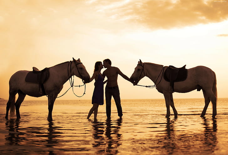 couple, kiss, horse, beach, 4k, HD wallpaper
