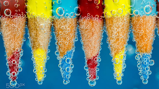ołówek kolorowy, kolorowy, ołówki, woda, 500px, Tapety HD HD wallpaper