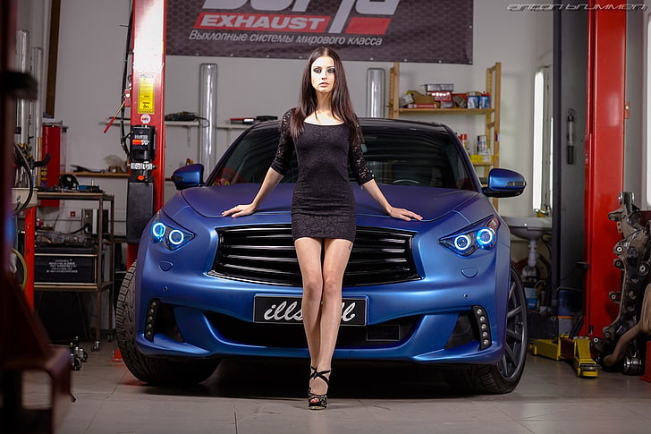 blue Infiniti car, Alla Berger, women, model, garages, car, Infiniti, black dress, women with cars, HD wallpaper