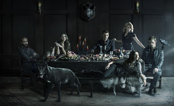 group of people at the table with black dog and crow wallpaper, The Vampire Diaries, crow, raven, cat, wolf, Vampire, Joseph Morgan, Phoebe Tonkin, 2014, pig, Daniel Gillies, Charles Michael Davis, The Originals, werewolf, tv series, Danielle Campbell, Niklaus Mikaelson, Hayley Marshall, Davina Claire, Leah Pipes, Elijah Mikaelson, boar, the original vampire, the original hybrid, supper, wolf hybrid, Marcel Gerard, Camille O'connell, HD wallpaper
