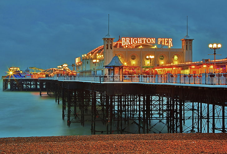 Brighton Pier, beach, lights, England, the evening, pierce, twilight, Brighton, HD wallpaper