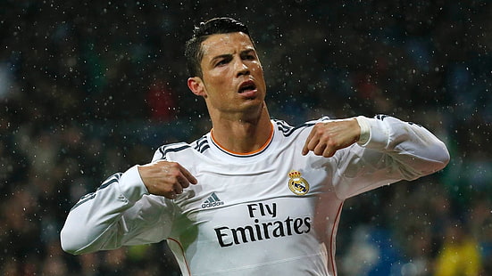 Cristiano Ronaldo w deszczu, świętuje, prawdziwy madryt, cristiano, Tapety HD HD wallpaper