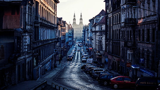 黒と灰色の高層ビル、黒い建物の構造、都市景観、ポズナン、ポーランド、教会、通り、朝、ポーランドの近くの車の写真、 HDデスクトップの壁紙 HD wallpaper