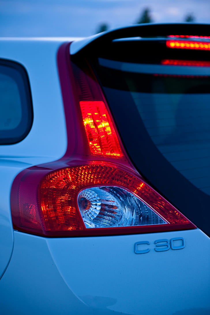 Volvo C30 R-Design, 2012 volvo c30, легковой автомобиль, HD обои, телефон обои