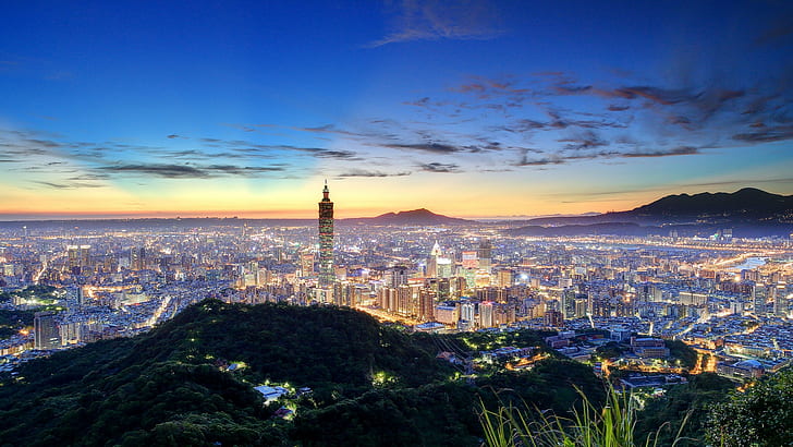 تايبيه ، تايوان ، الصين ، بناية عالية الارتفاع ملموسة ، تايبيه ، تايوان ، الصين ، أفق المدينة الليلية، خلفية HD