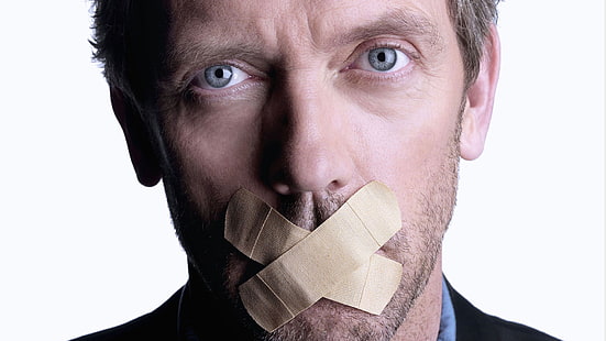 rosto de homem com band-aid na boca, House, M.D., Hugh Laurie, HD papel de parede HD wallpaper