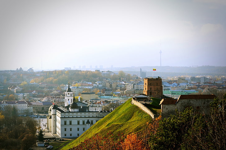 bangunan beton coklat, Lithuania, Vilnius, kota, lanskap kota, pagi, pemandangan, Wallpaper HD