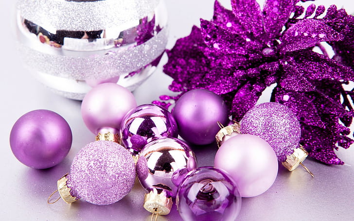 Jouets de décoration de boules de Noël, Nouvel An, Noël, hiver, vacances, jouets, décorations, lilas, violet, boules, Fond d'écran HD